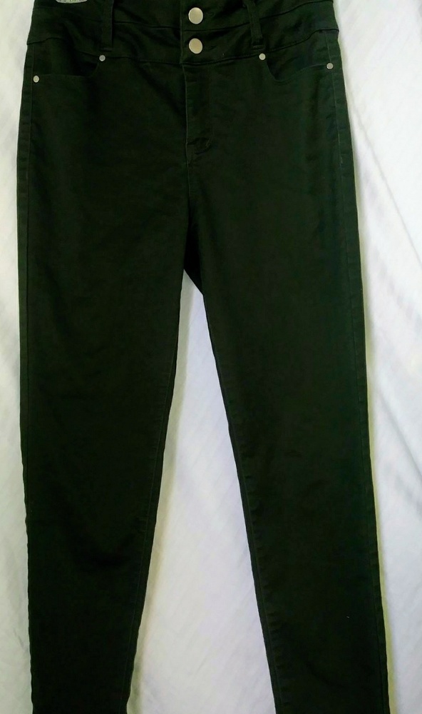 High waisted pants